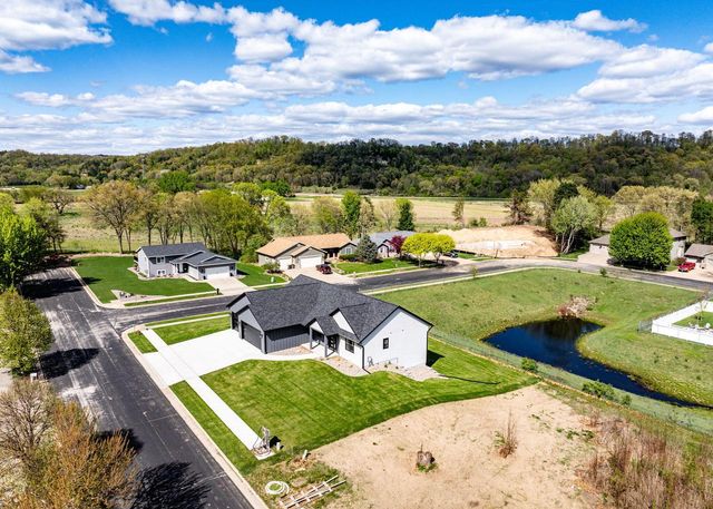 717 Tamarack TRAIL, Holmen, WI 54636