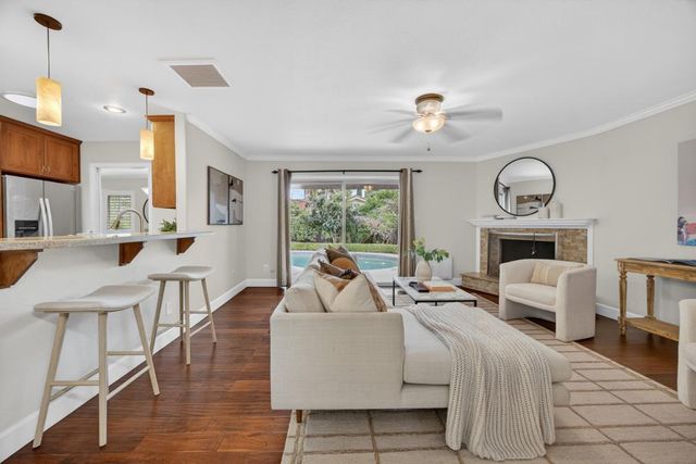 672 Clipper Way, Sacramento, CA 95831