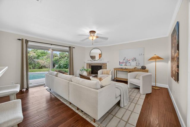 672 Clipper Way, Sacramento, CA 95831