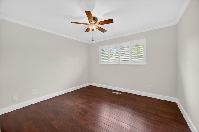 672 Clipper Way, Sacramento, CA 95831