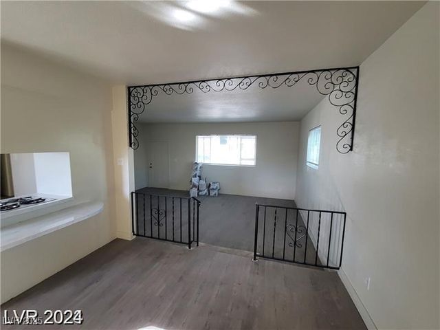 4321 El Conlon Avenue, Las Vegas, NV 89102