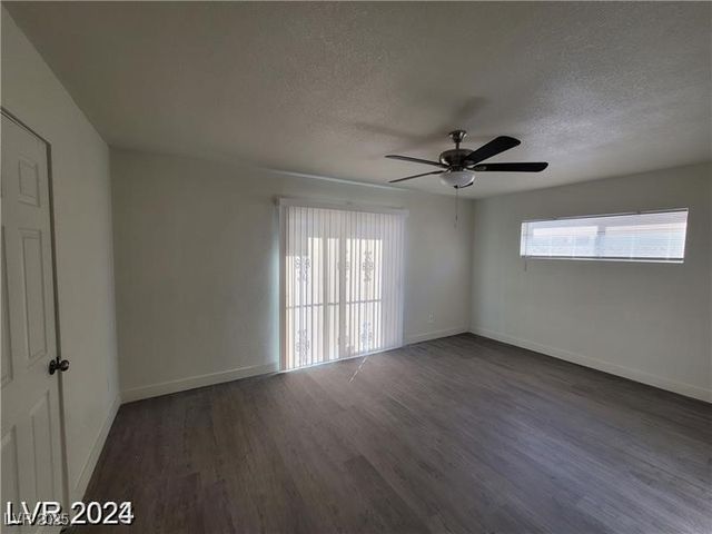 4321 El Conlon Avenue, Las Vegas, NV 89102