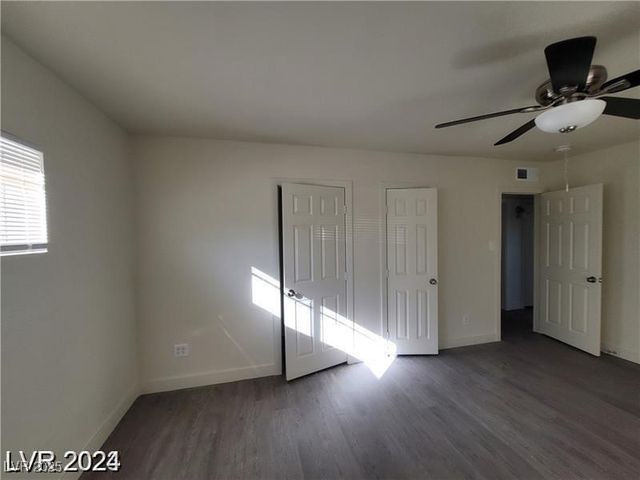 4321 El Conlon Avenue, Las Vegas, NV 89102