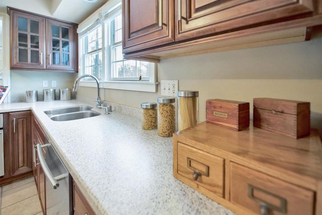 3930 Nakoma Road, Madison, WI 53711