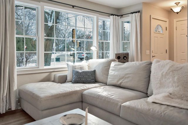 3930 Nakoma Road, Madison, WI 53711