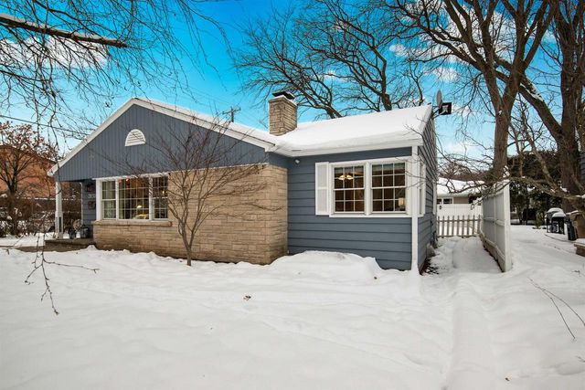 3930 Nakoma Road, Madison, WI 53711
