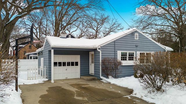 3930 Nakoma Road, Madison, WI 53711