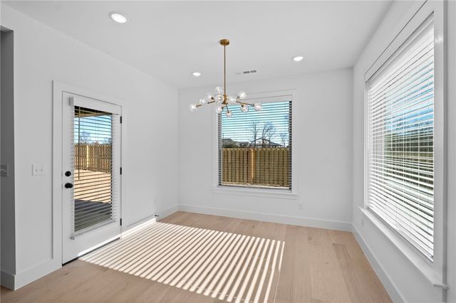 471 Silverview Avenue, Centerton, AR 72719