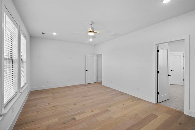 471 Silverview Avenue, Centerton, AR 72719