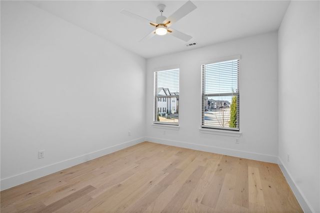 471 Silverview Avenue, Centerton, AR 72719