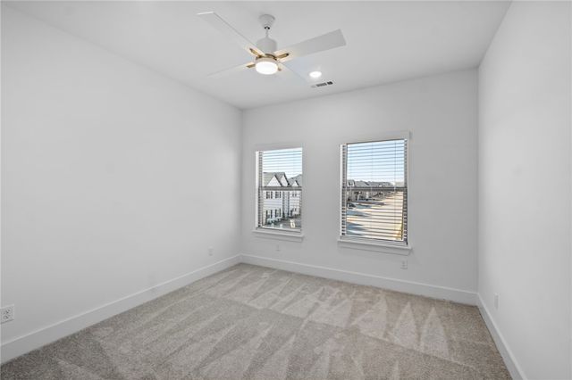 471 Silverview Avenue, Centerton, AR 72719