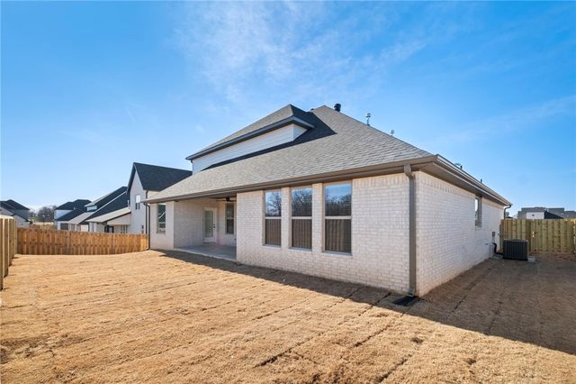 471 Silverview Avenue, Centerton, AR 72719