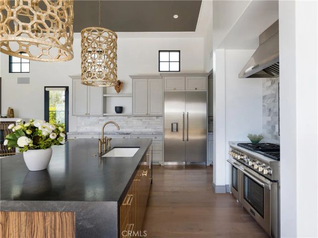 32009 Cape Point Drive, Rancho Palos Verdes, CA 90275
