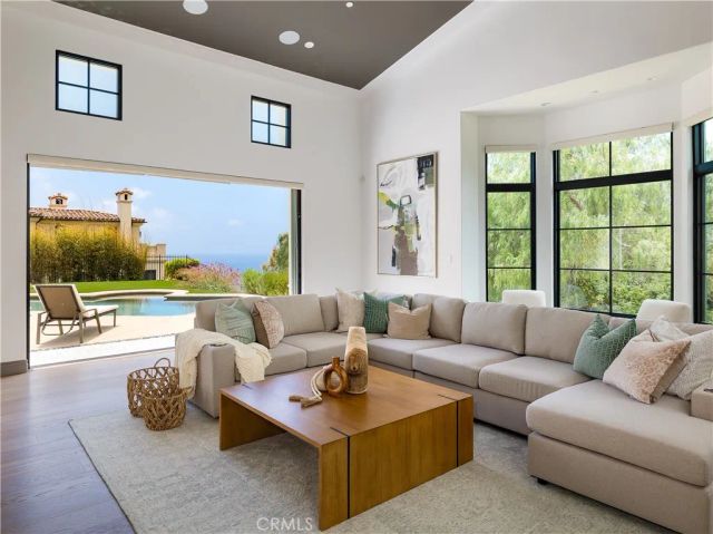 32009 Cape Point Drive, Rancho Palos Verdes, CA 90275
