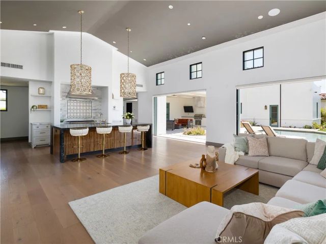32009 Cape Point Drive, Rancho Palos Verdes, CA 90275