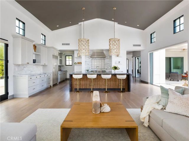 32009 Cape Point Drive, Rancho Palos Verdes, CA 90275
