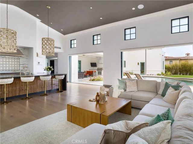 32009 Cape Point Drive, Rancho Palos Verdes, CA 90275