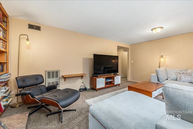 2711 N Mckinney St, Boise, ID 83704