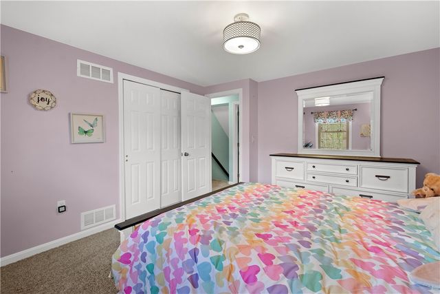 201 Hemlock Dr, Peters Twp, PA 15317