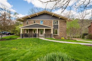 201 Hemlock Dr, Peters Twp, PA 15317