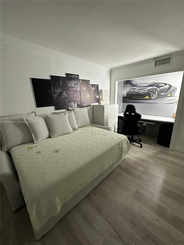 1301 NE Miami Gardens Dr 425W, Miami, FL 33179