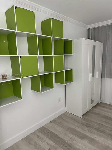 1301 NE Miami Gardens Dr 425W, Miami, FL 33179