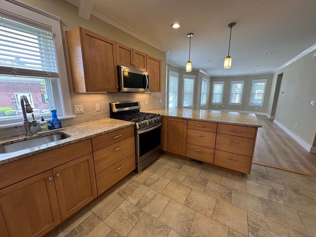 338 Pleasant St 1, Winthrop, MA 02152