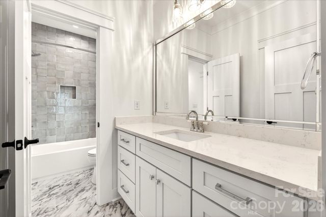 1718 Seifert Circle, Charlotte, NC 28205