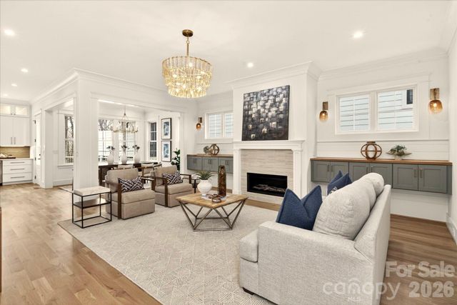 1718 Seifert Circle, Charlotte, NC 28205