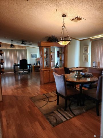 11237 S Cactus Wren, Yuma, AZ 85365