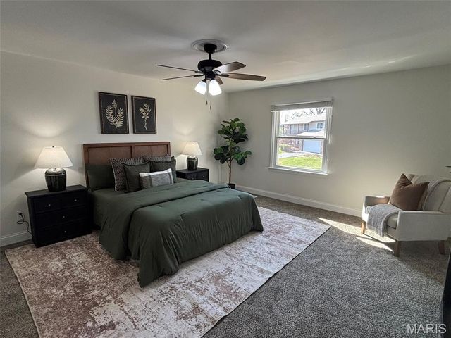 12331 Woodline Drive, St Louis, MO 63141