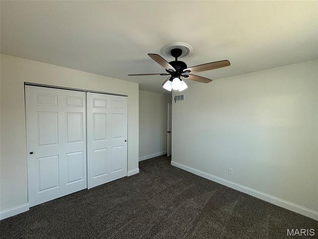 12331 Woodline Drive, St Louis, MO 63141