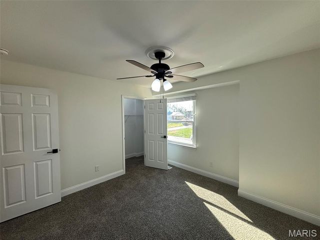 12331 Woodline Drive, St Louis, MO 63141