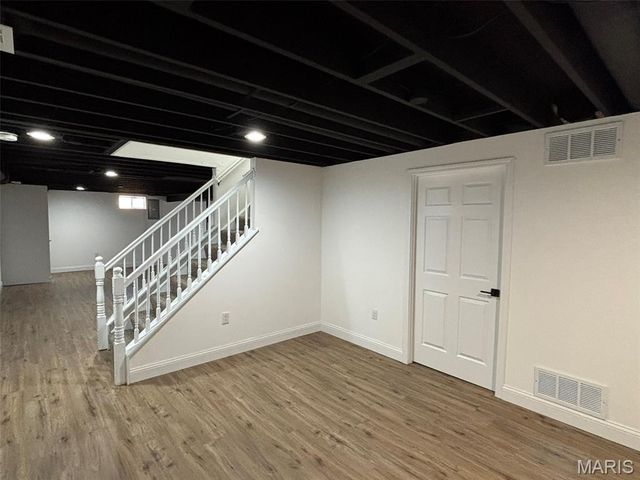 12331 Woodline Drive, St Louis, MO 63141