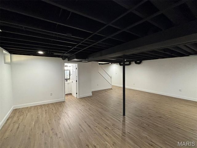 12331 Woodline Drive, St Louis, MO 63141