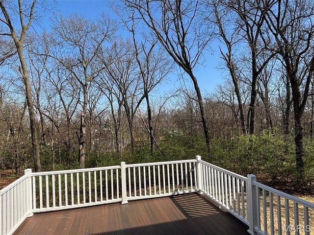 12331 Woodline Drive, St Louis, MO 63141