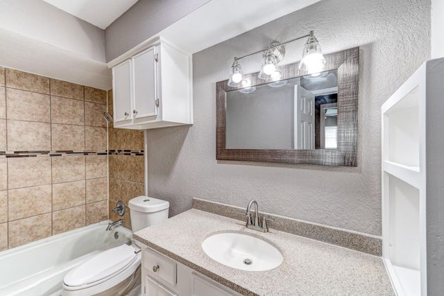 523 Spring Drive 4, Pasadena, TX 77504