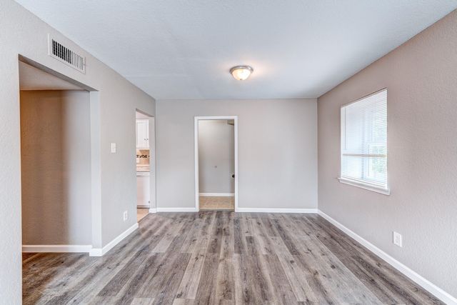 523 Spring Drive 4, Pasadena, TX 77504