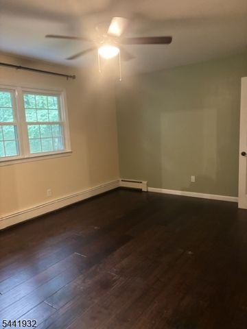 43 Dodie Dr, Parsippany-troy Hills Twp., NJ 07054