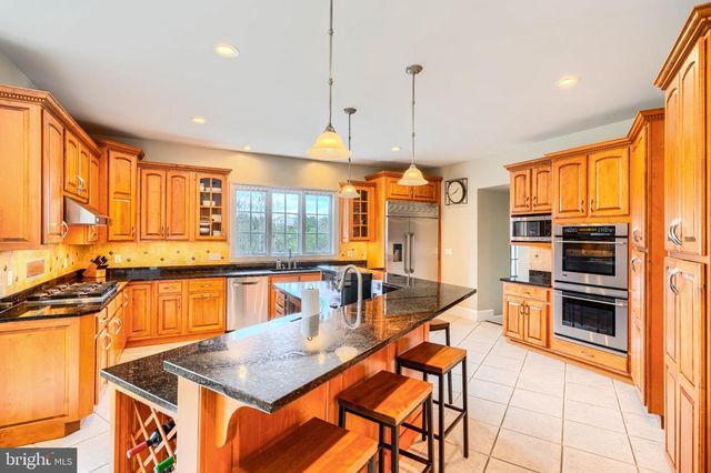 2415 OLD BOSLEY RD, Lutherville Timonium, MD 21093