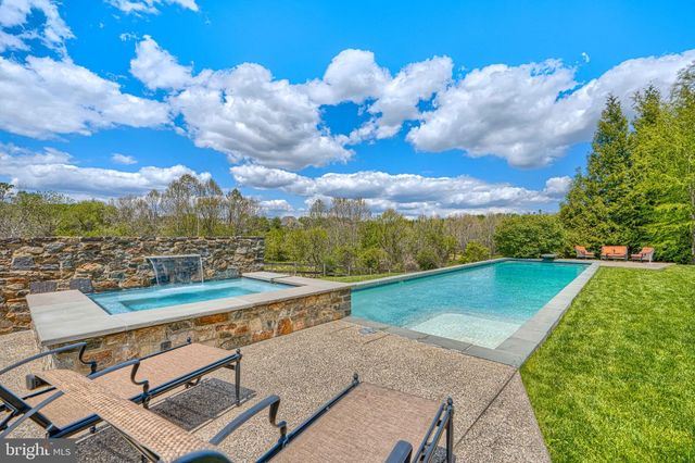 2415 OLD BOSLEY RD, Lutherville Timonium, MD 21093