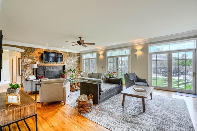 2415 OLD BOSLEY RD, Lutherville Timonium, MD 21093