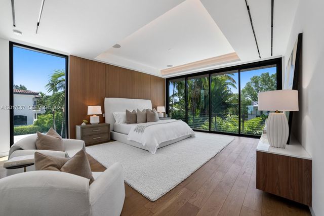 3045 N Bay Road, Miami Beach, FL 33140