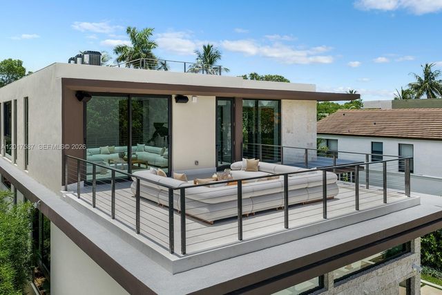 3045 N Bay Road, Miami Beach, FL 33140