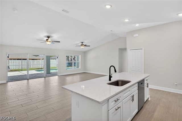505 SW 25th LN, Cape Coral, FL 33914