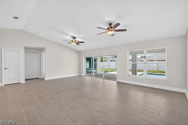505 SW 25th LN, Cape Coral, FL 33914