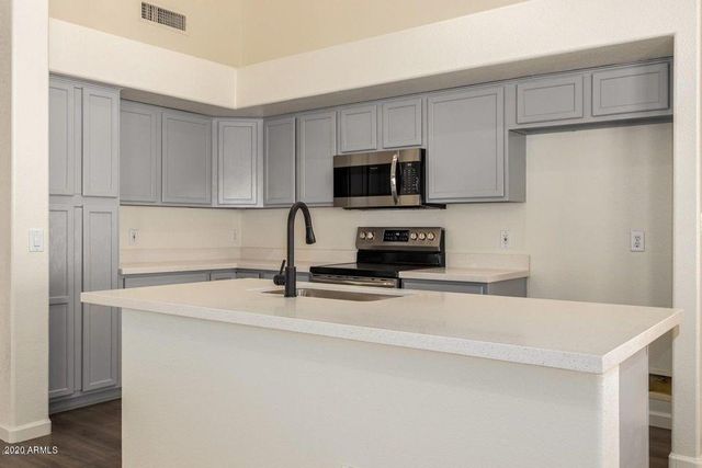 6444 W Tonto Drive, Glendale, AZ 85308