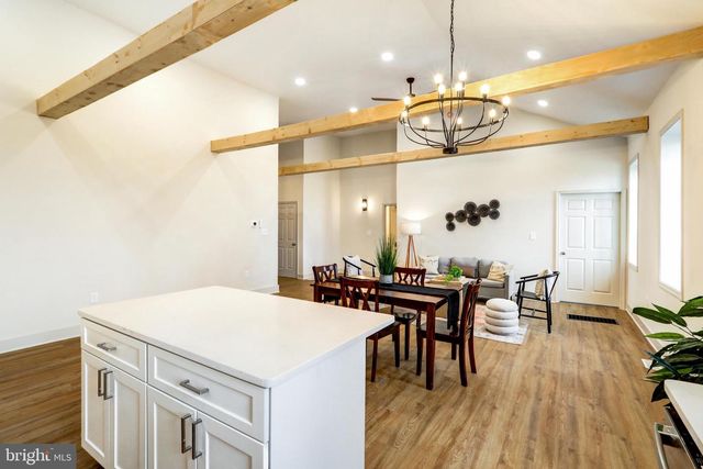 206 MOULSTOWN RD, Abbottstown, PA 17301