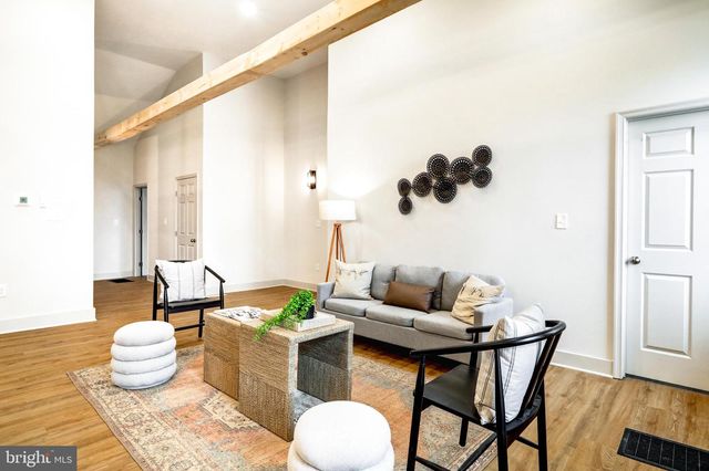 206 MOULSTOWN RD, Abbottstown, PA 17301