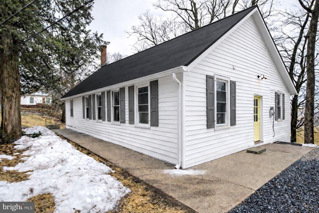 206 MOULSTOWN RD, Abbottstown, PA 17301